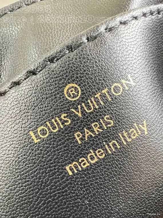 Cheap Pico LOUIS VUITTON GO-14-23*16*10CM 0613
